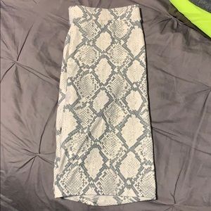 American Eagle biker shorts